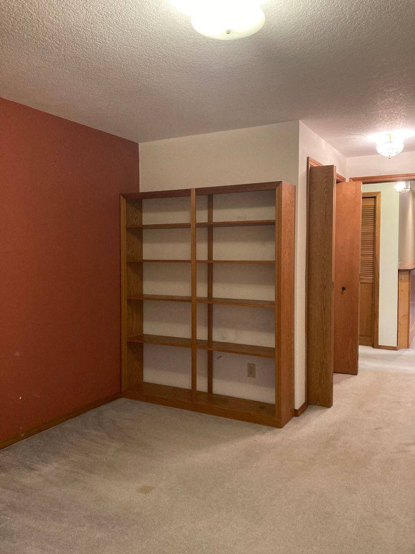 House for rent at 214 Hillsdale Dr, Newberg, OR 97132