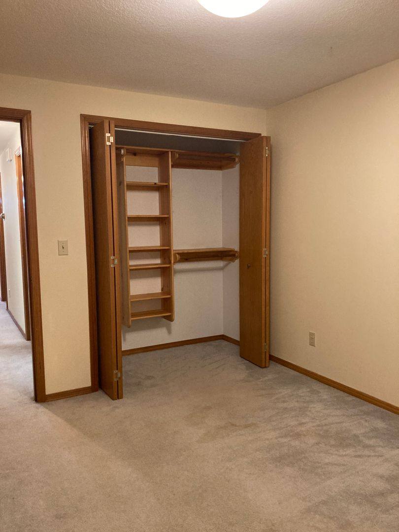 House for rent at 214 Hillsdale Dr, Newberg, OR 97132