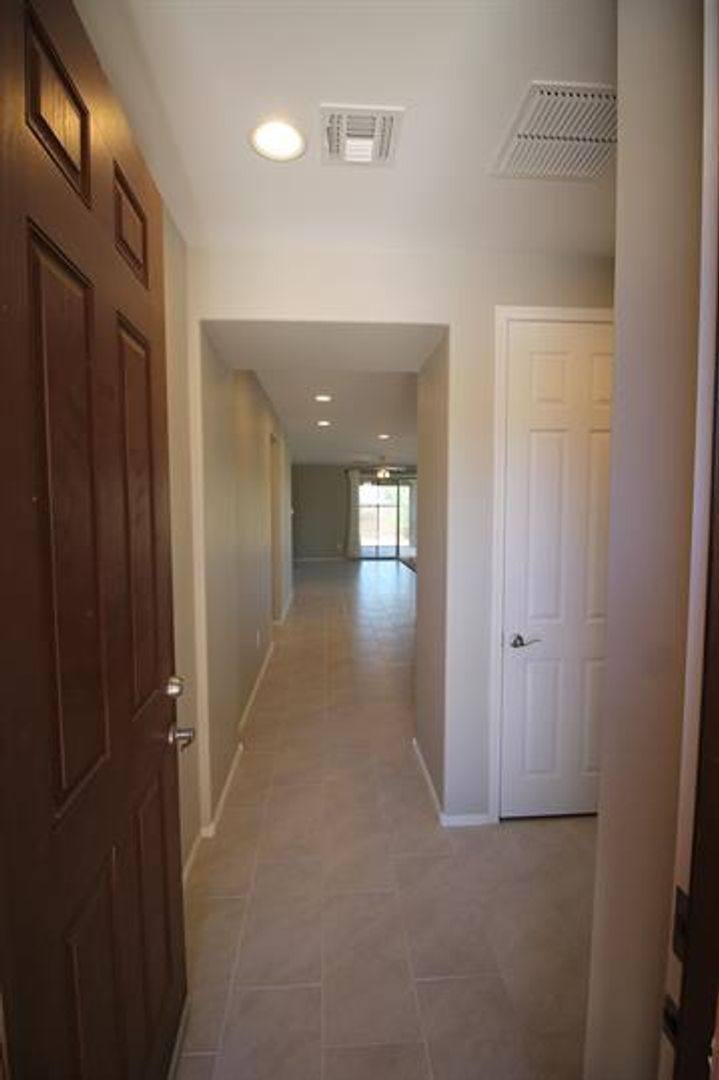 House for rent at 6420 E Via Jardin Verde, Tucson, AZ 85756