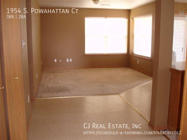 House for rent at 1954 S Powahattan Court, Independence, MO 64057
