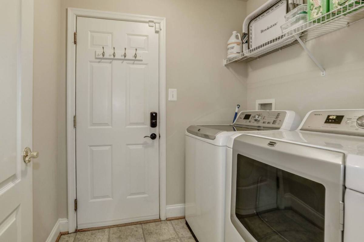Townhouse for rent at 20345 Notting Hill Way, Germantown, MD 20876