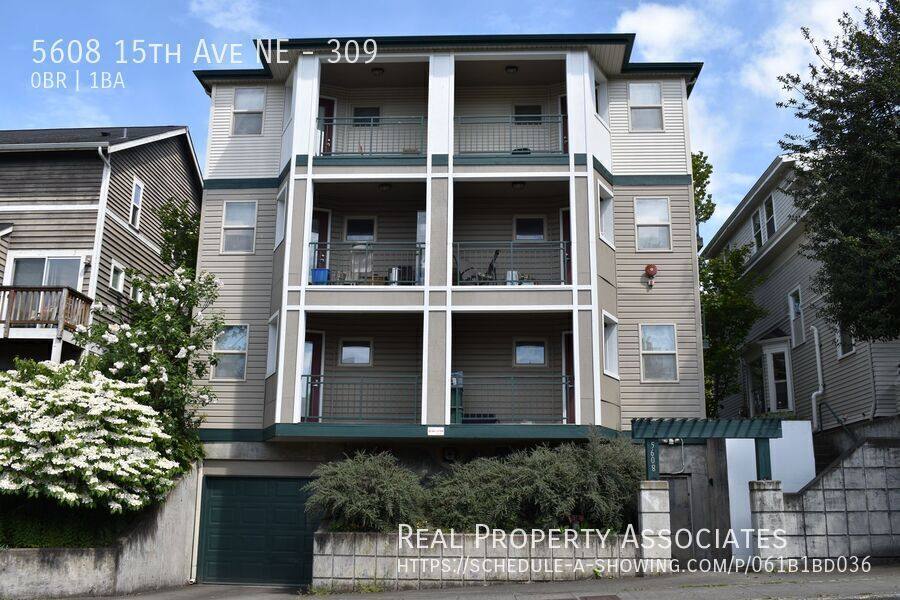 Apartment for rent at 5608 15th Ave NE #309, Seattle, WA 98105