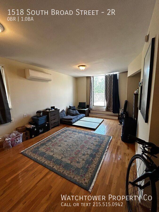 Apartment for rent at 1518 S Broad St #2R, Philadelphia, PA 19146