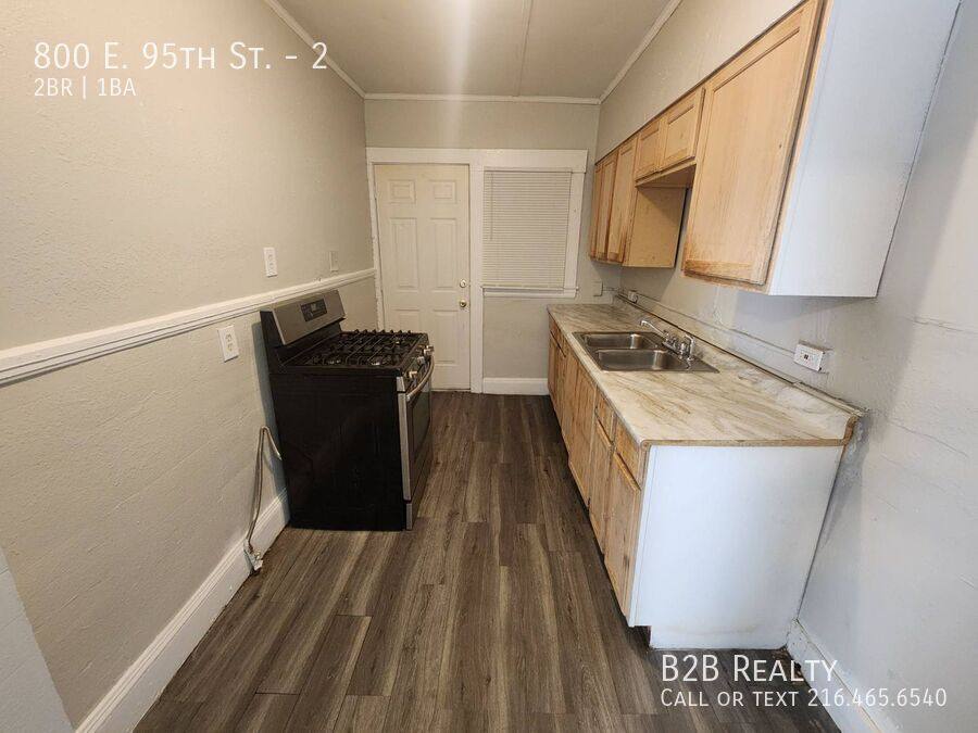 Apartment for rent at 800 E 95th St #2, Cleveland, OH 44108