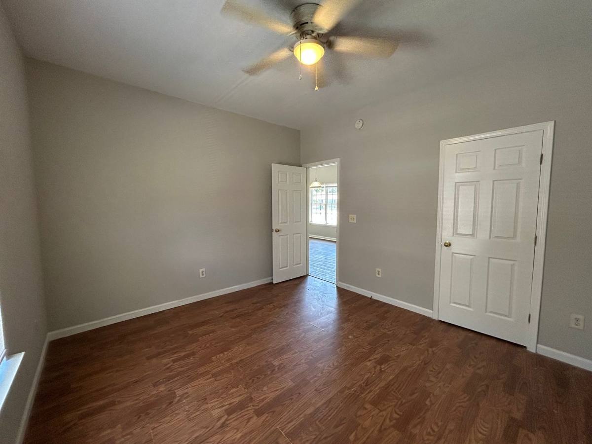 House for rent at 433 Evans St, Wilmington, NC 28405