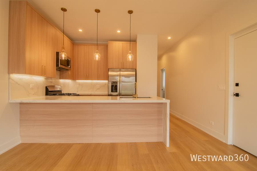 Apartment for rent at 2046 W Washington Blvd #3, Chicago, IL 60612