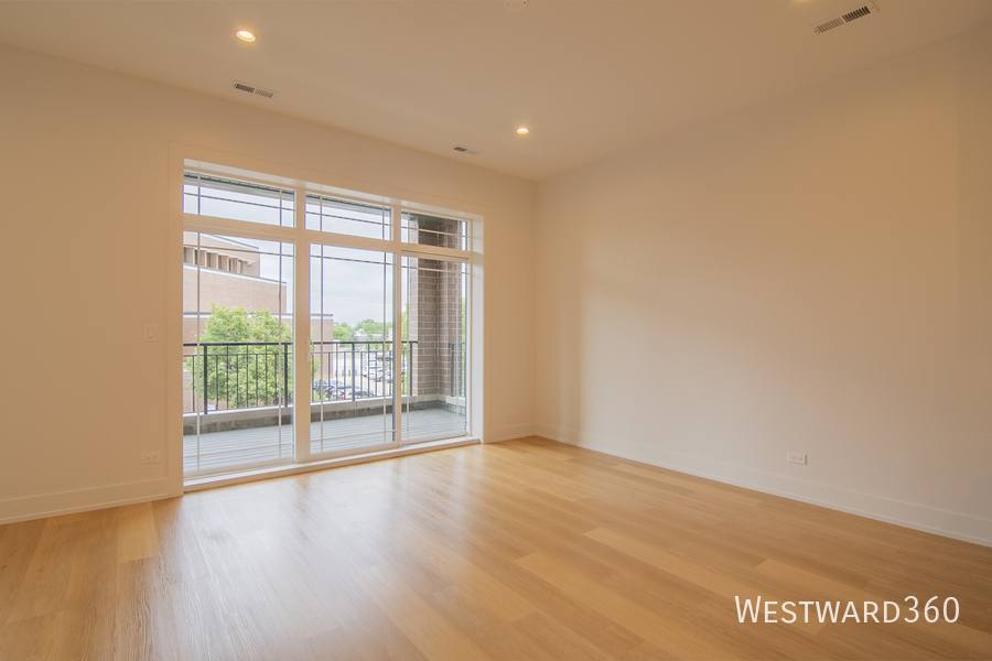 Apartment for rent at 2046 W Washington Blvd #3, Chicago, IL 60612
