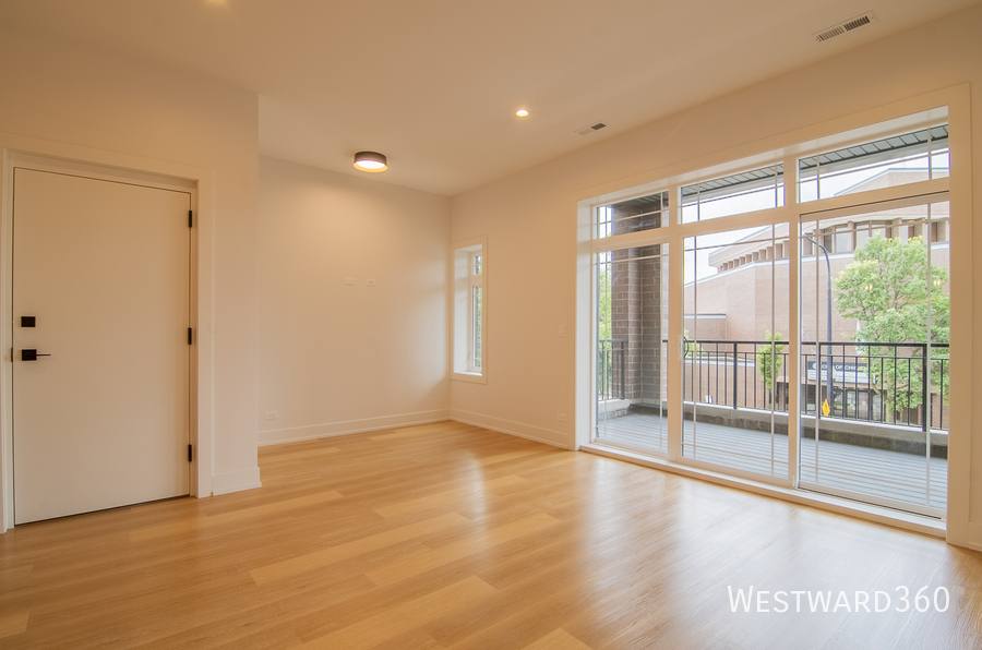 Apartment for rent at 2046 W Washington Blvd #3, Chicago, IL 60612