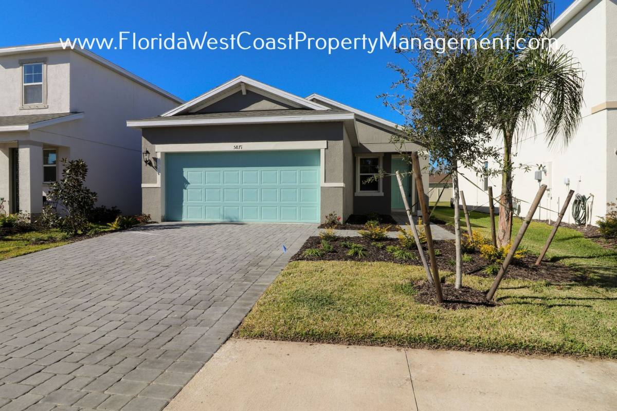 House for rent at 5871 Bungalow Grove Court, Palmetto, FL 34221