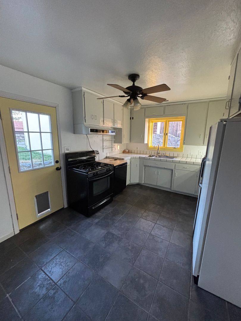 House for rent at 560 Landis Circle, Auburn, CA 95603