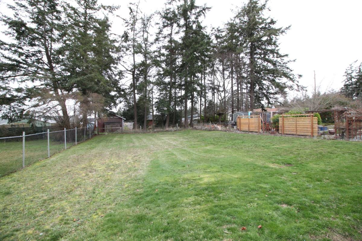 House for rent at 441 NE Regatta Dr, Oak Harbor, WA 98277