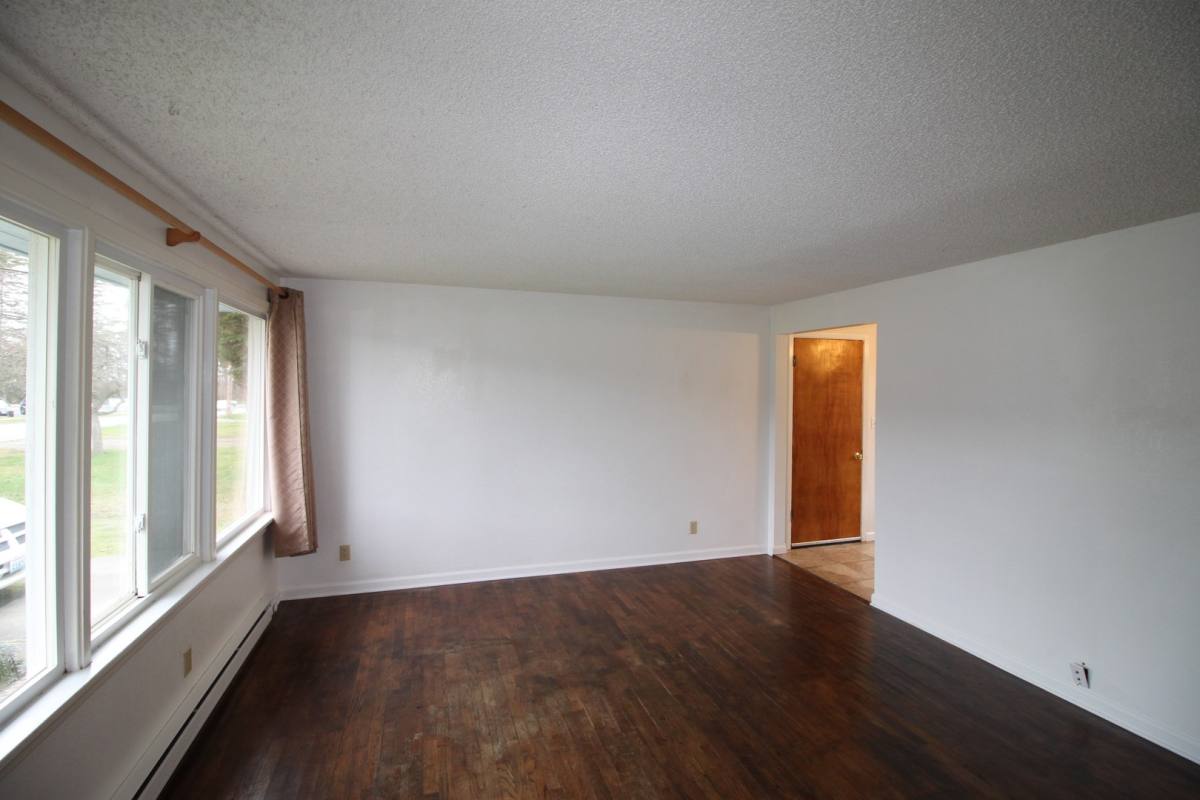 House for rent at 441 NE Regatta Dr, Oak Harbor, WA 98277