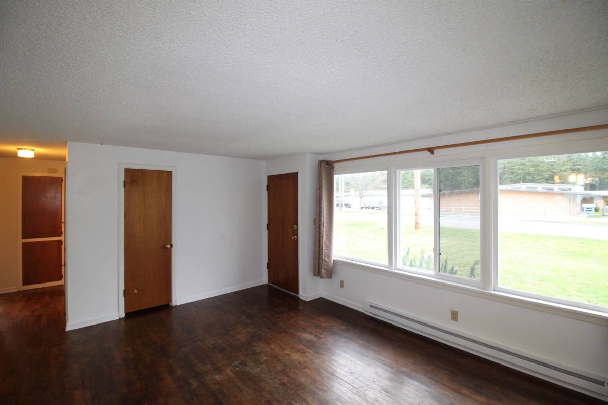 House for rent at 441 NE Regatta Dr, Oak Harbor, WA 98277