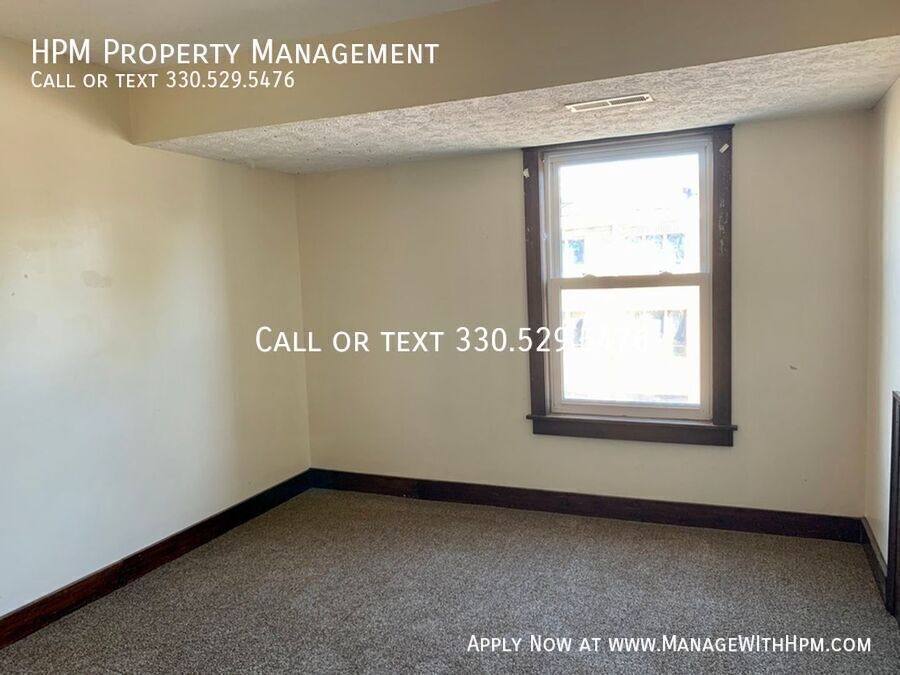 Apartment for rent at 1348 Cleveland Ave NW #3, Canton, OH 44703