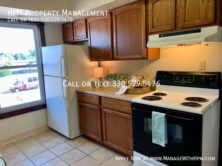 Apartment for rent at 1348 Cleveland Ave NW #3, Canton, OH 44703
