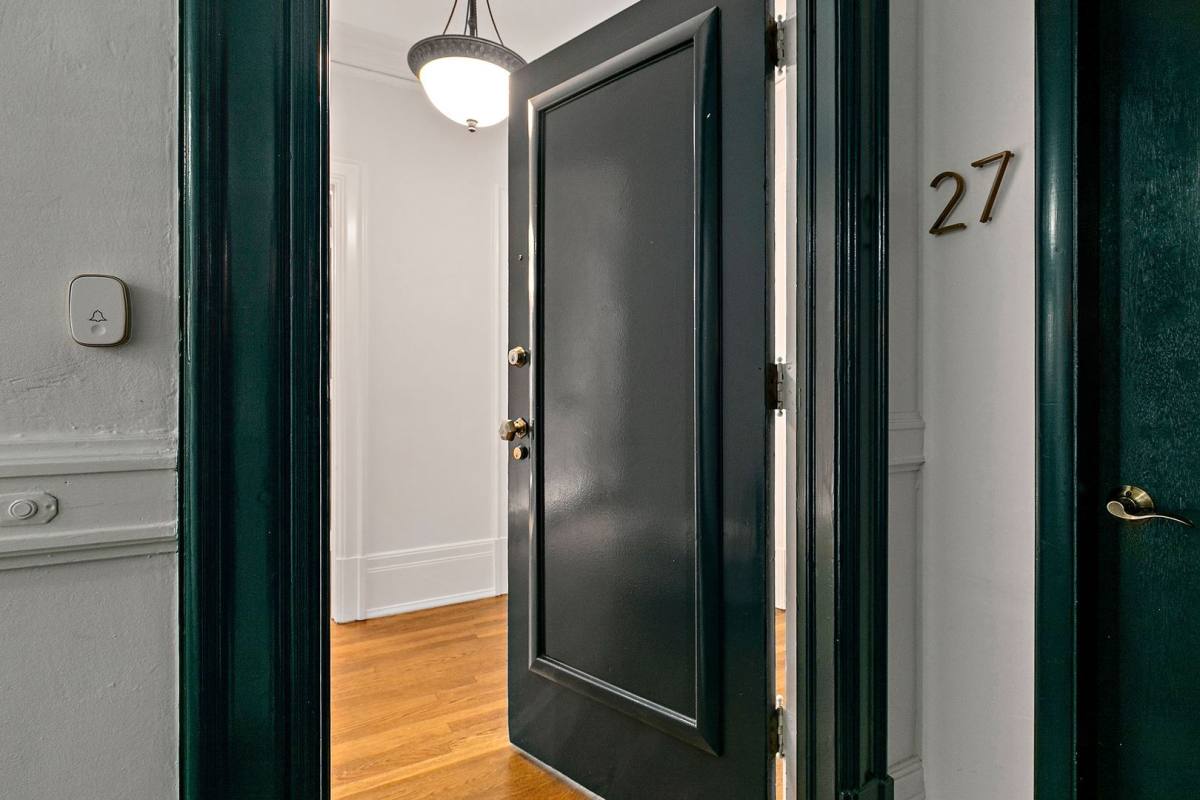 Condo for rent at 615 Boren Ave, Seattle, WA 98104