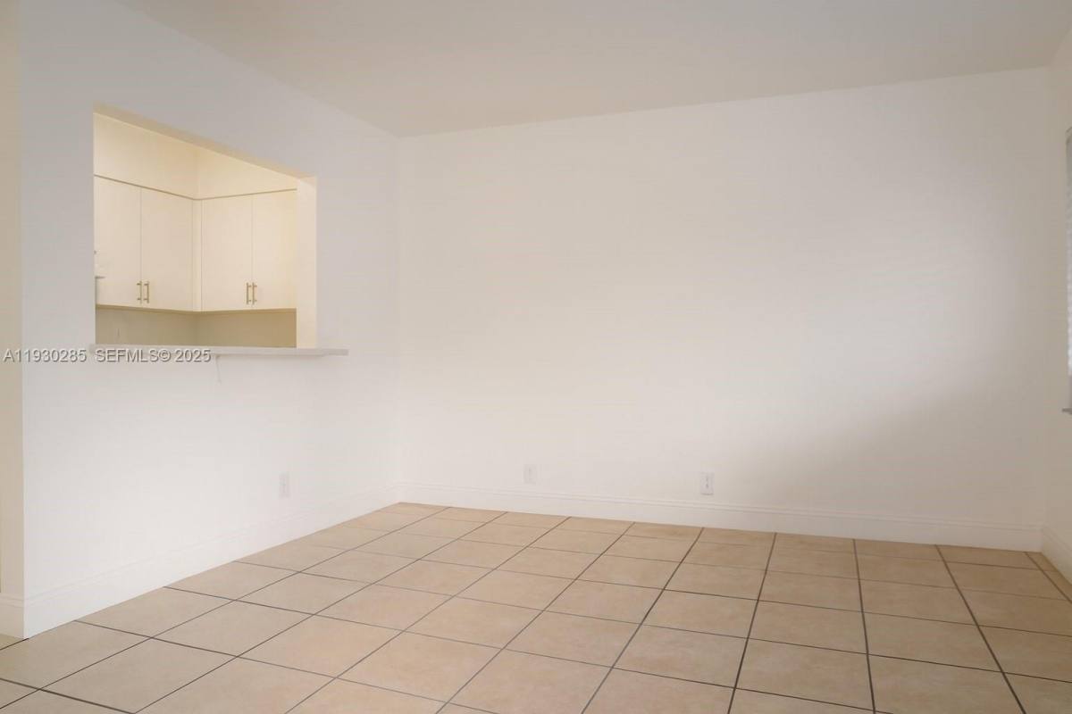 Apartment for rent at 749 SE 15th St #10, Fort Lauderdale, FL 33316