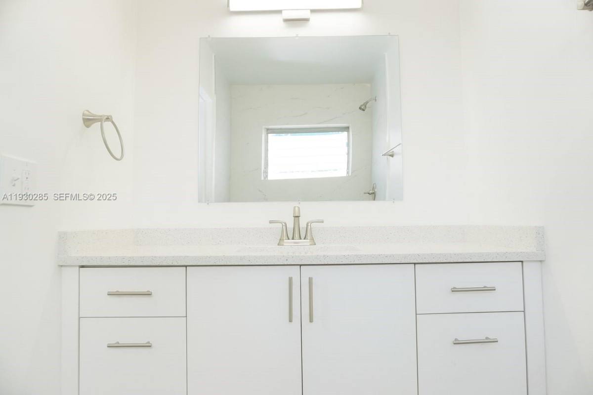 Apartment for rent at 749 SE 15th St #10, Fort Lauderdale, FL 33316