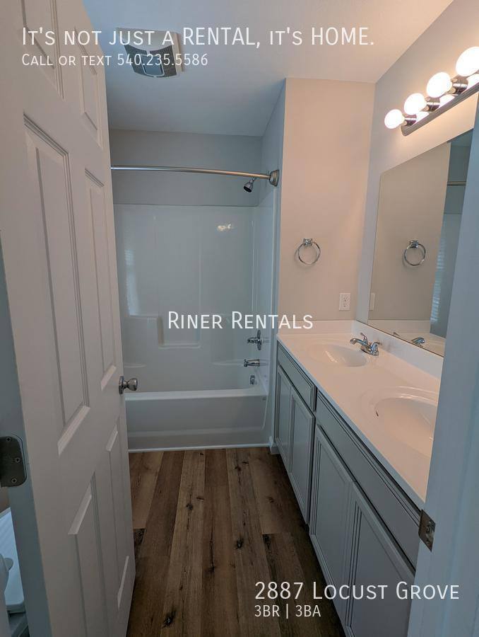 Townhouse for rent at 2887 Locust Grove, Harrisonburg, VA 22801
