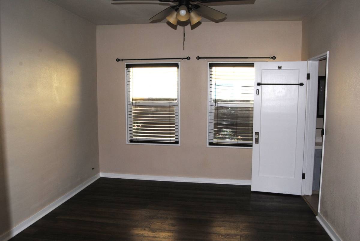 House for rent at 114 Flower St, Bakersfield, CA 93305
