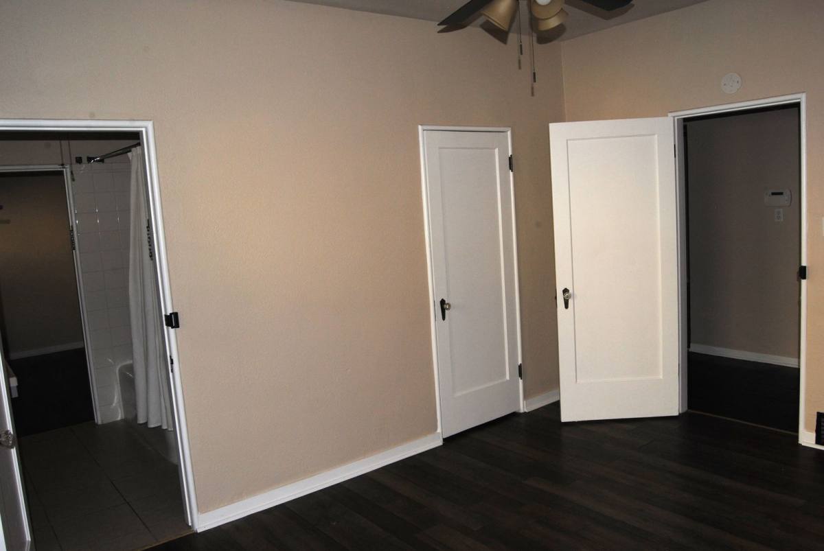 House for rent at 114 Flower St, Bakersfield, CA 93305