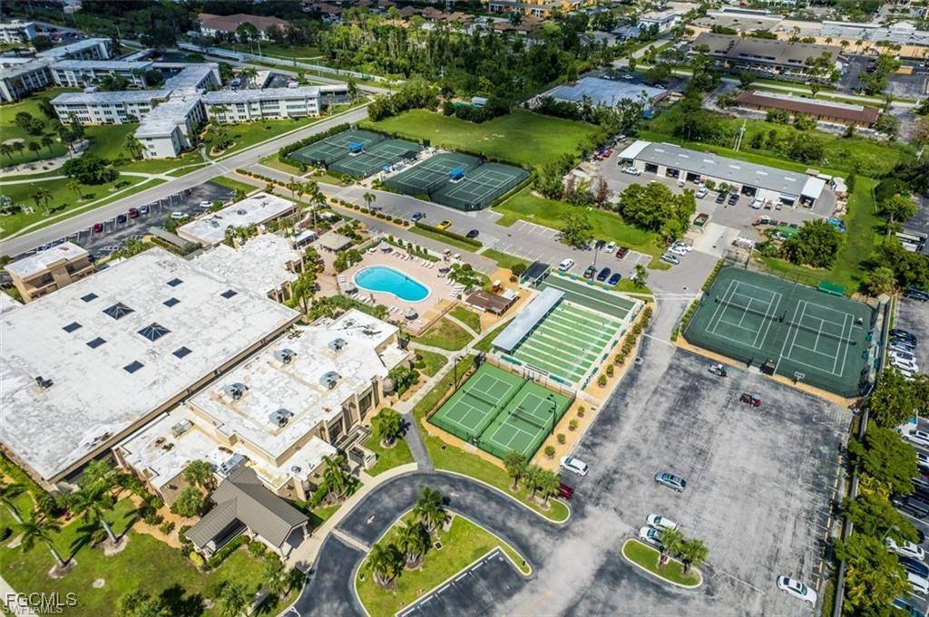 Apartment for rent at 6102 Augusta Dr #305, Fort Myers, FL 33907
