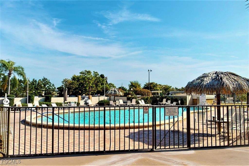 Apartment for rent at 6102 Augusta Dr #305, Fort Myers, FL 33907