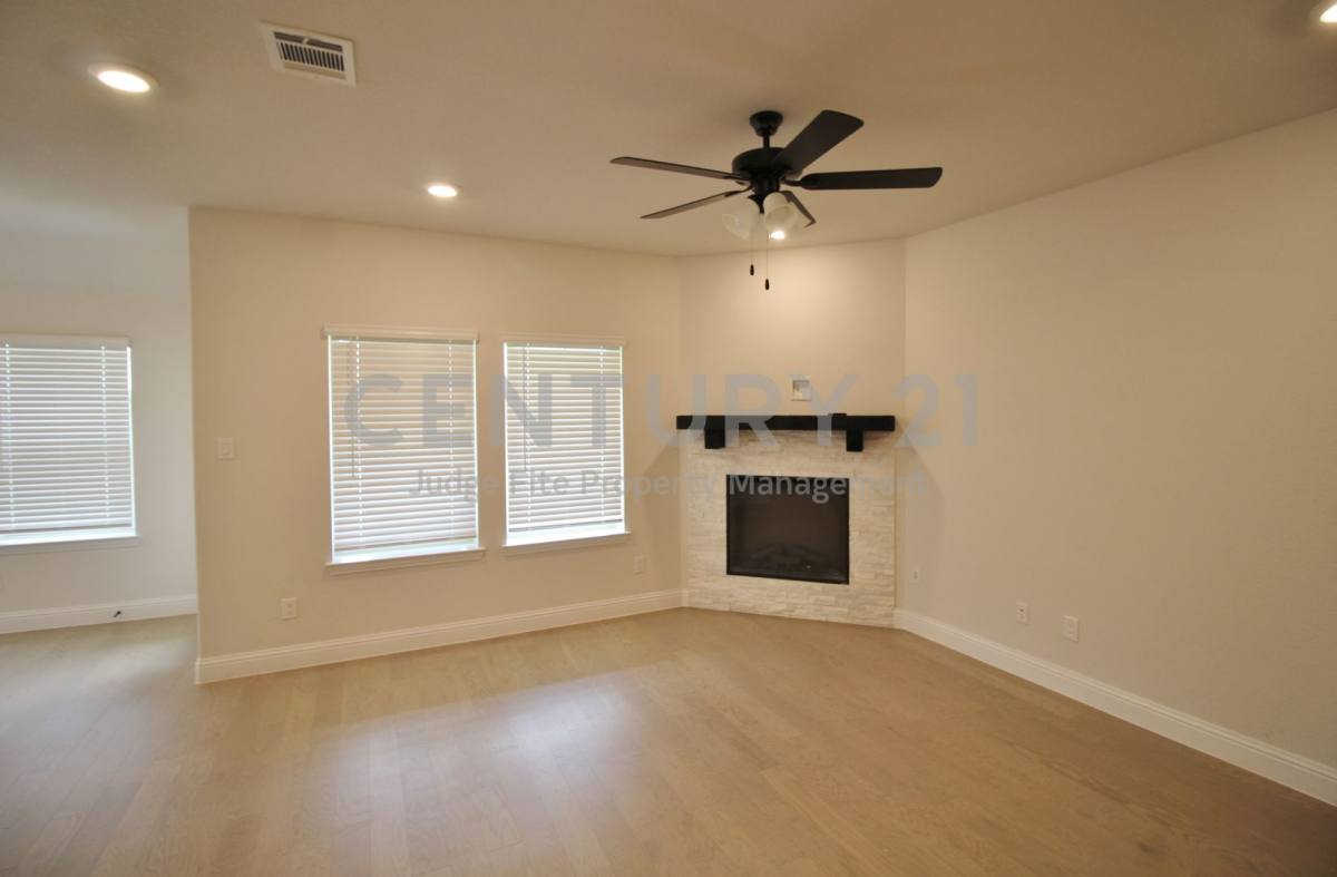 House for rent at 1124 Longhorn Lane, Forney, TX 75126