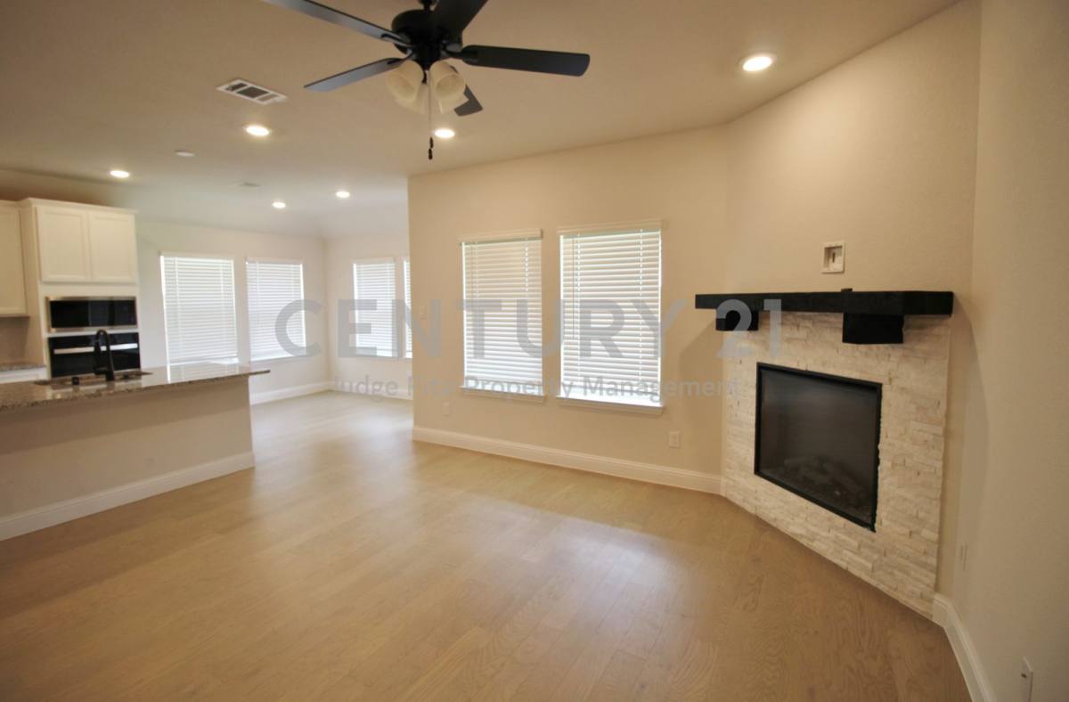 House for rent at 1124 Longhorn Lane, Forney, TX 75126