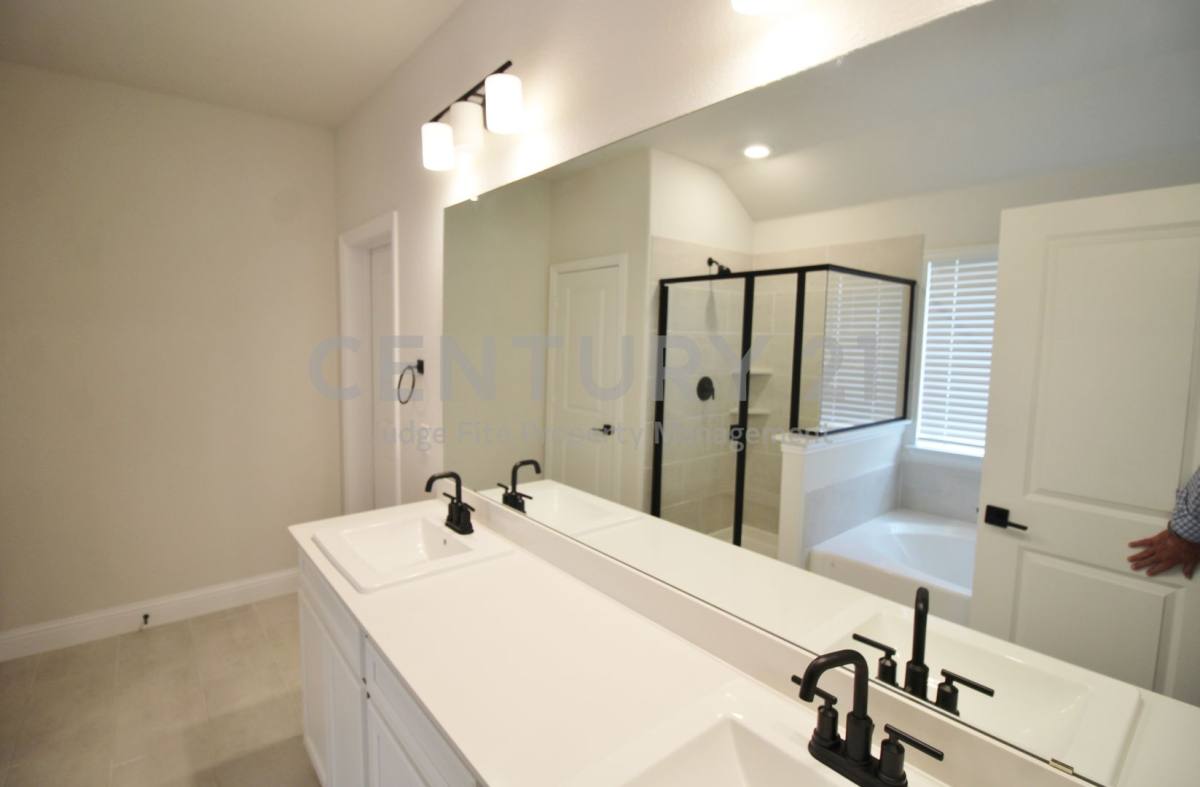 House for rent at 1124 Longhorn Lane, Forney, TX 75126