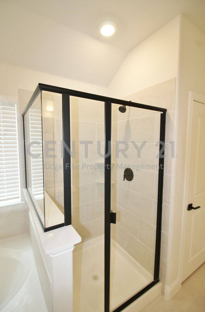 House for rent at 1124 Longhorn Lane, Forney, TX 75126