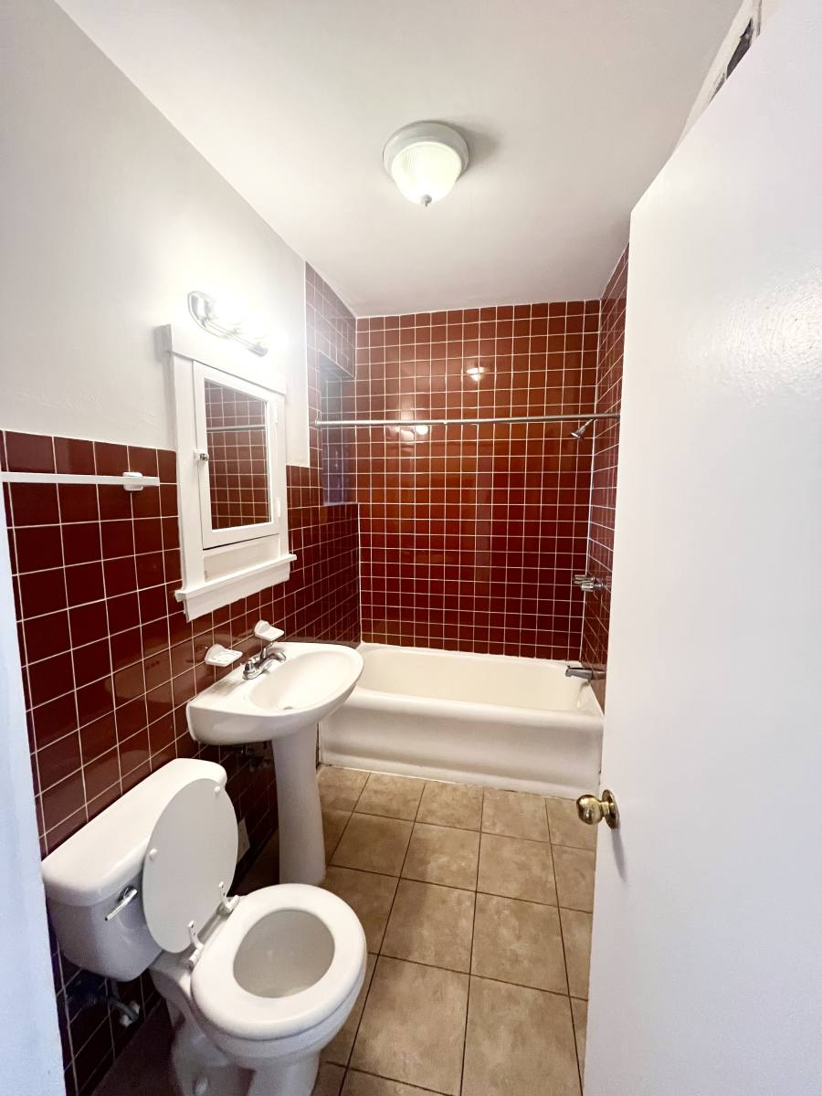 Apartment for rent at 5042 W 21 St Place #8, Cicero, IL 60804