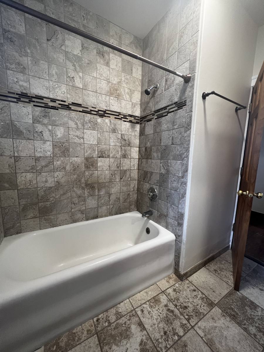 Apartment for rent at 4305 W Palmer St #3, Chicago, IL 60639