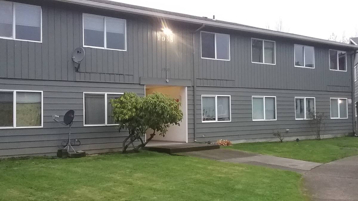 Apartment for rent at 1955 33 Ave, Longview, WA 98632