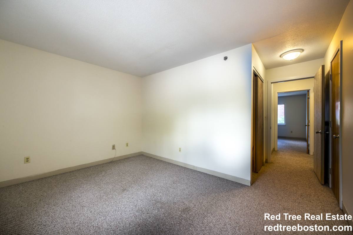 Townhouse for rent at 152 N Beacon St #A2, Brighton, MA 02135