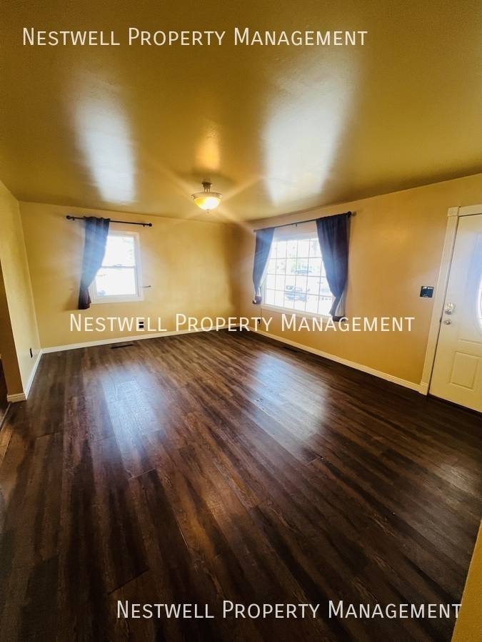 House for rent at 254 E Main St, Grantsville, UT 84029