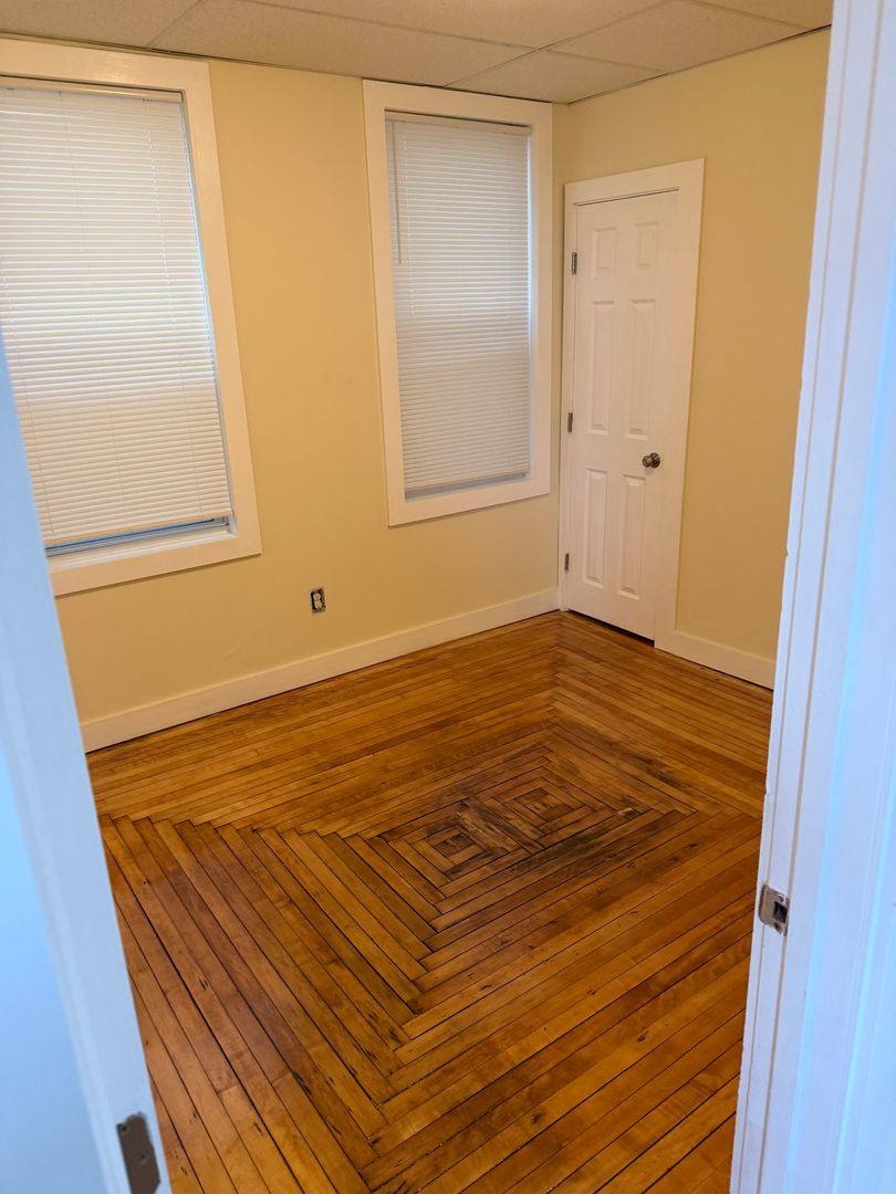 Apartment for rent at 9 Fifth St, Lowell, MA 01850
