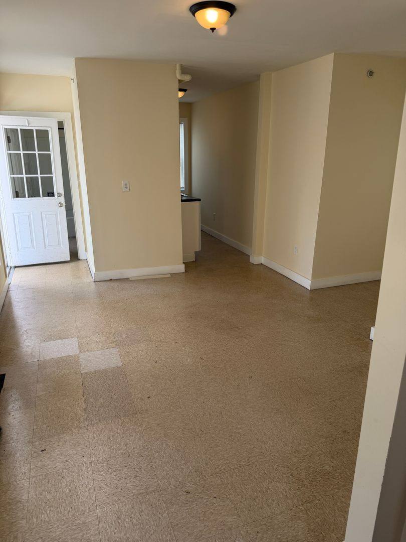 Apartment for rent at 9 Fifth St, Lowell, MA 01850