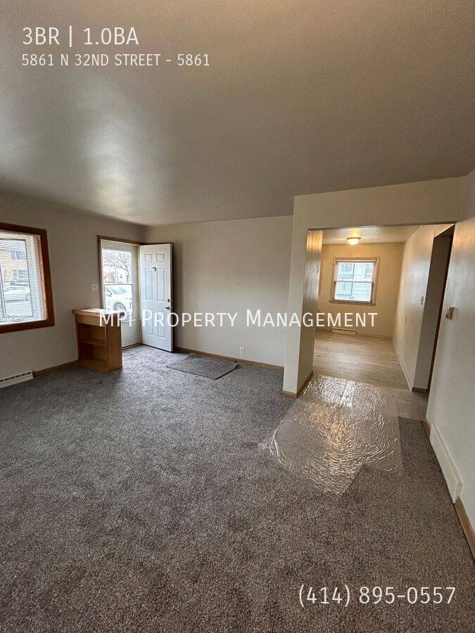 Apartment for rent at 5861 N 32nd St, Milwaukee, WI 53209