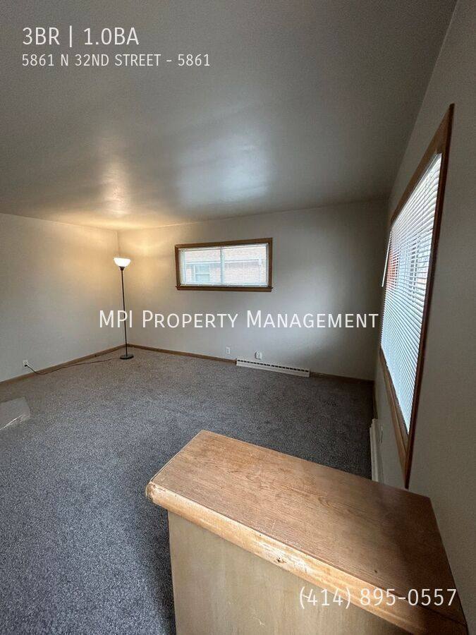 Apartment for rent at 5861 N 32nd St, Milwaukee, WI 53209