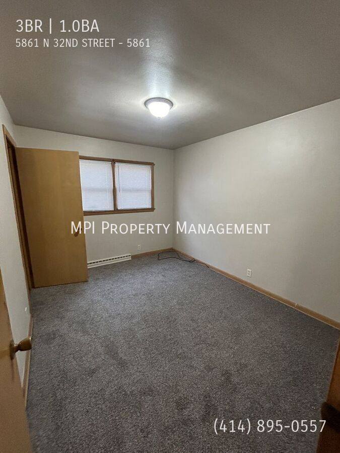 Apartment for rent at 5861 N 32nd St, Milwaukee, WI 53209