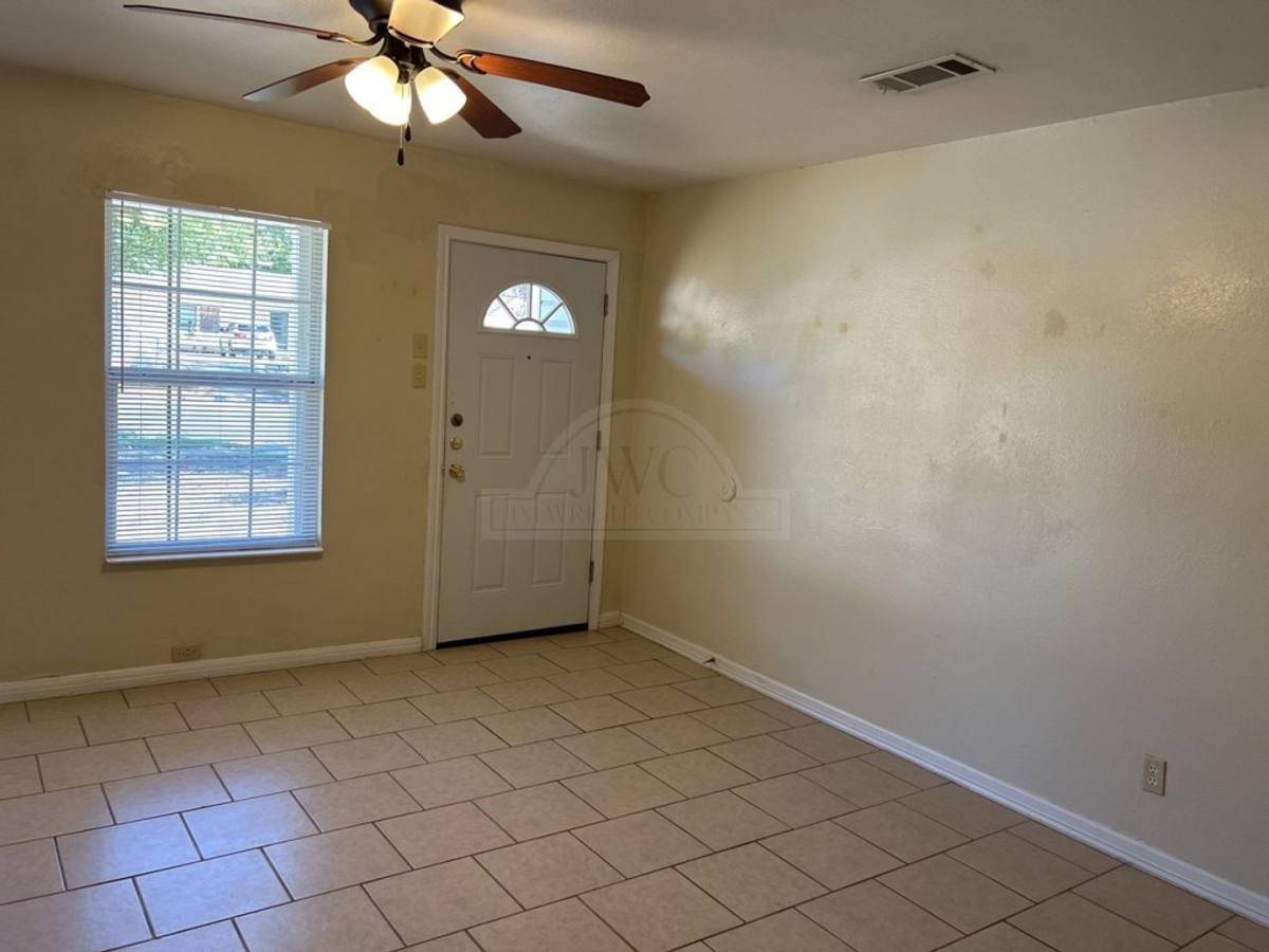 Townhouse for rent at 1608 Duncan Ave, Killeen, TX 76541