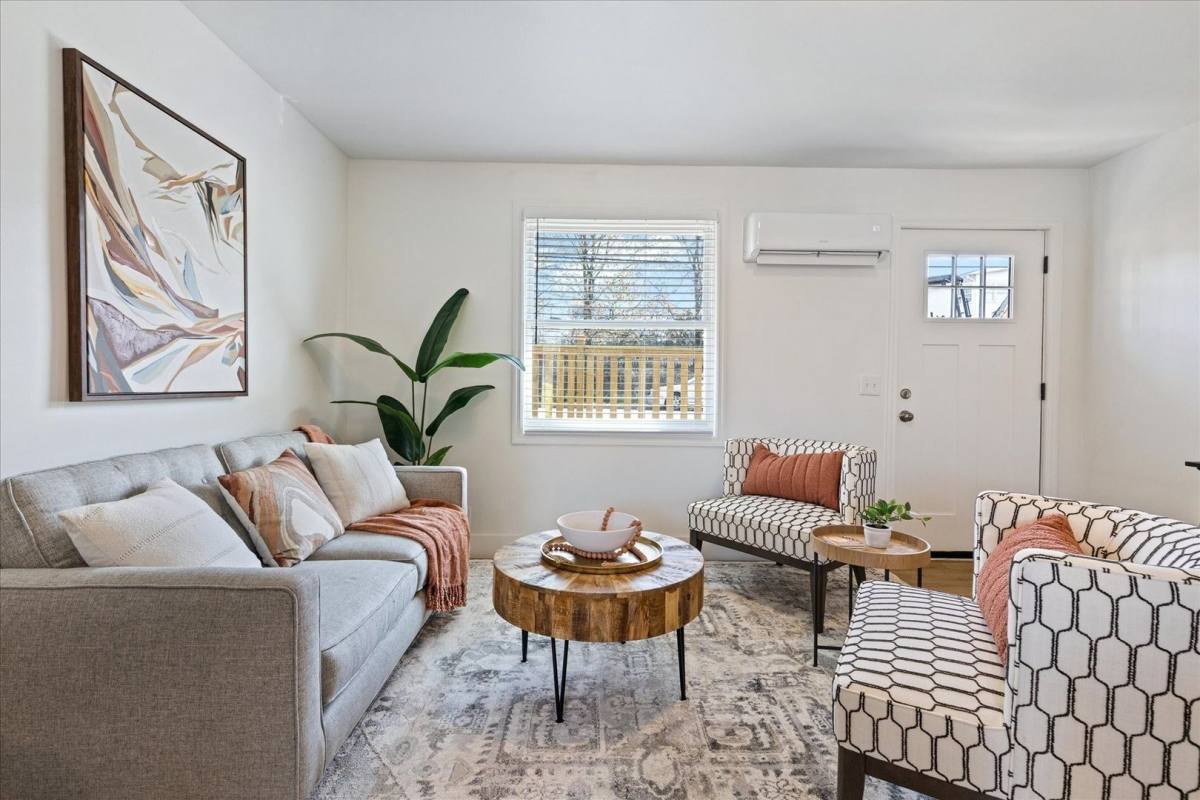 Condo for rent at 627 Shelby Ave, Nashville, TN 37206