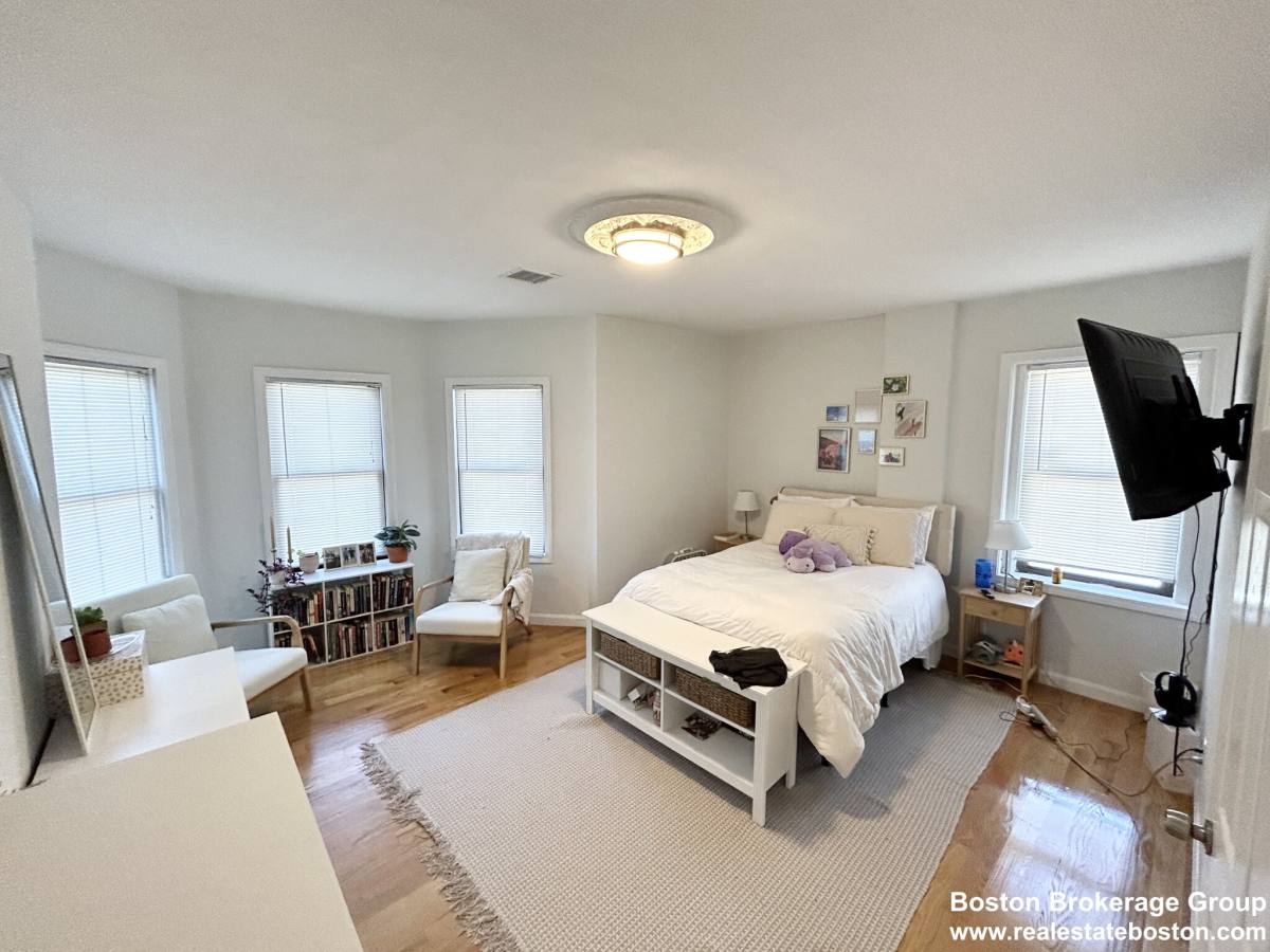 Apartment for rent at 914 Dorchester Ave #2, Dorchester, MA 02125