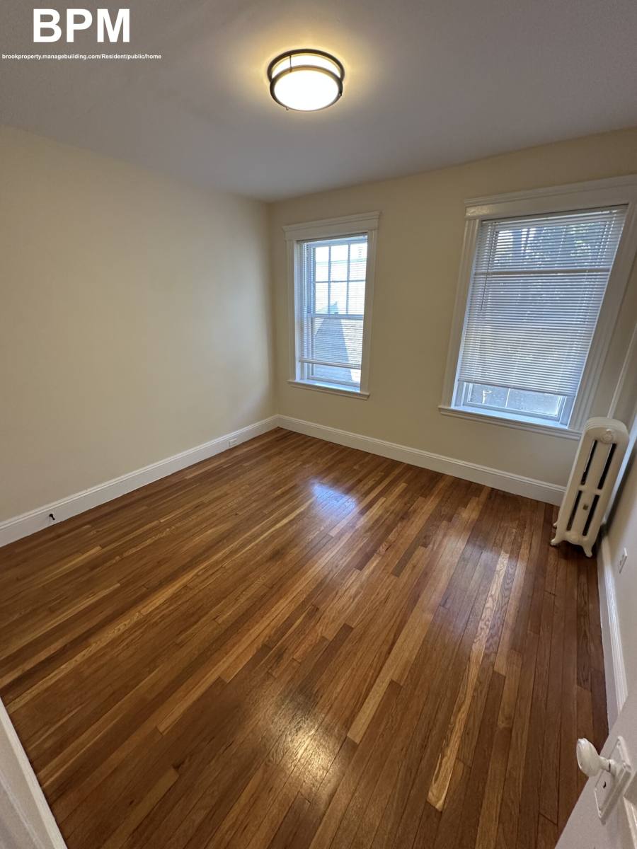 Apartment for rent at 37 Wendell St, Cambridge, MA 02138