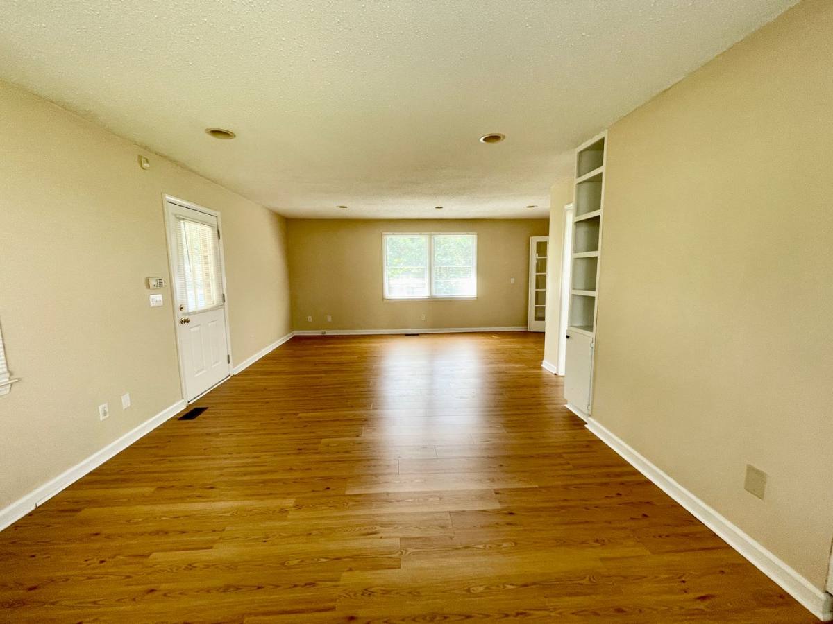House for rent at 5906 Pine Valley Rd, Columbia, SC 29206