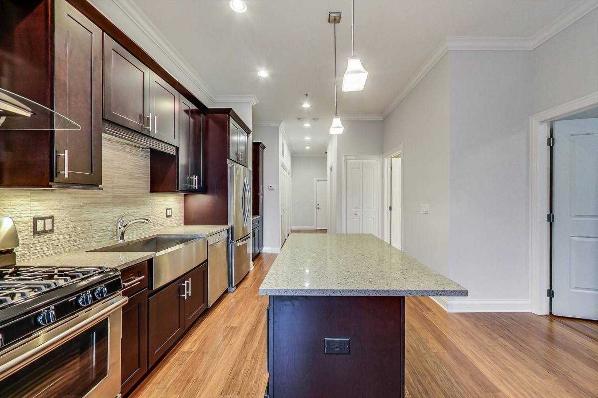 Apartment for rent at 1247 W Madison St, Chicago, IL 60607