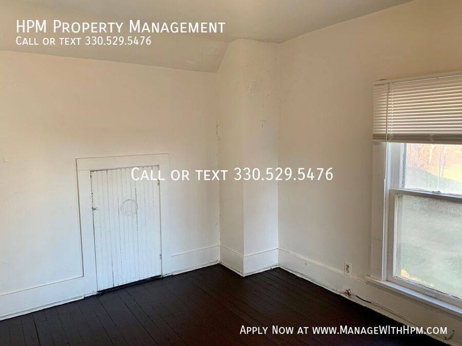 Apartment for rent at 1721 3rd St SE #2, Canton, OH 44707