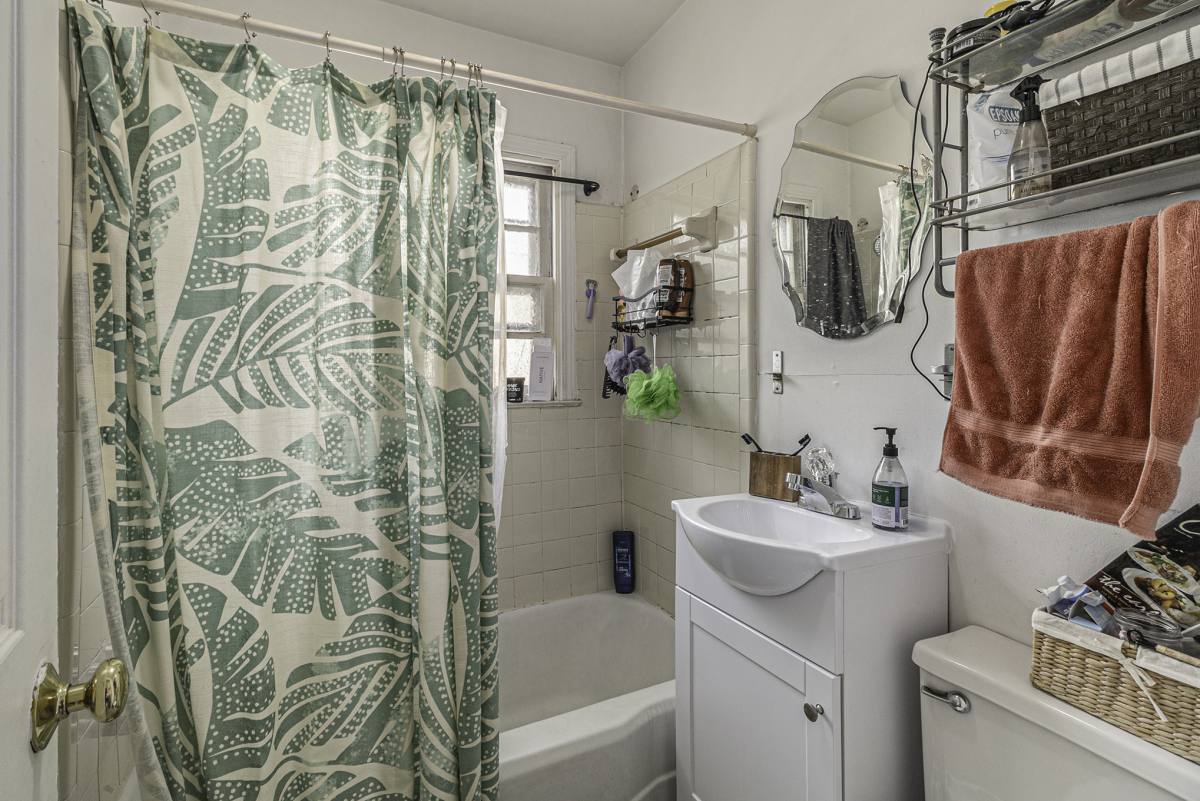 Apartment for rent at 407 N Ashley #2, Ann Arbor, MI 48104