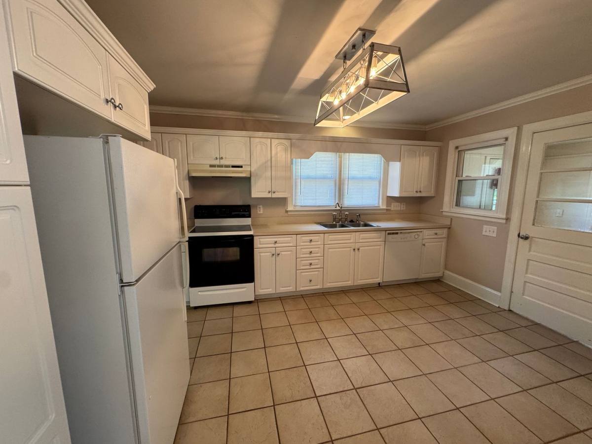 House for rent at 108 Morris Ave, Mount Holly, NC 28120
